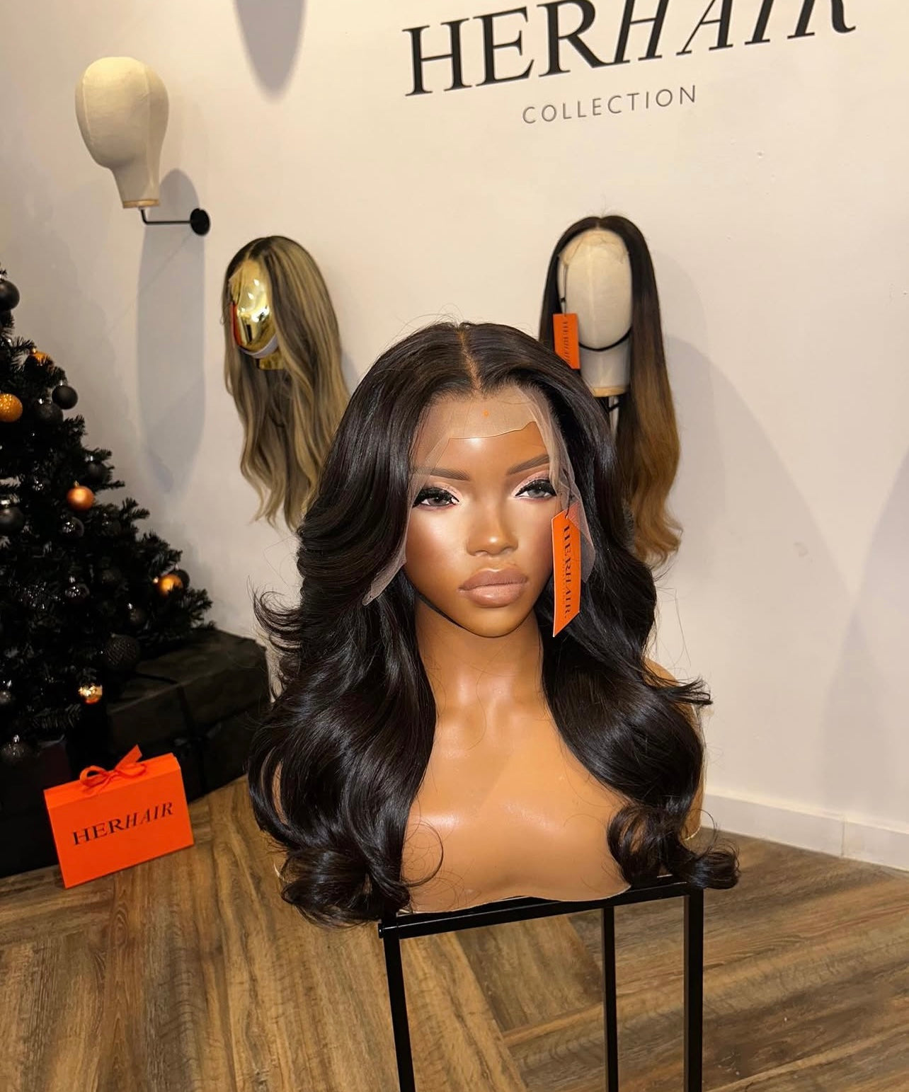 CREATE YOUR COLORED WIG